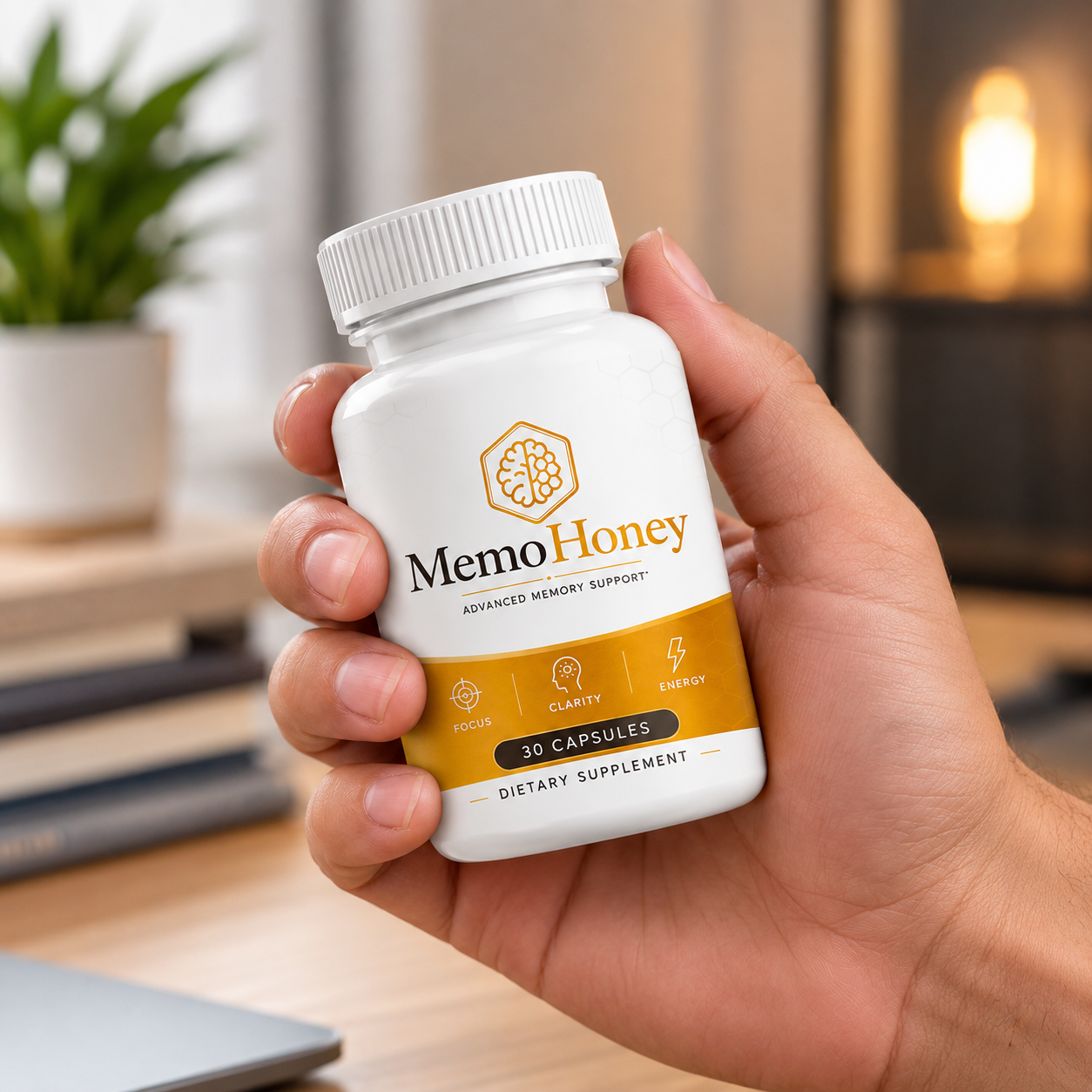 MemoHoney bottle in hand